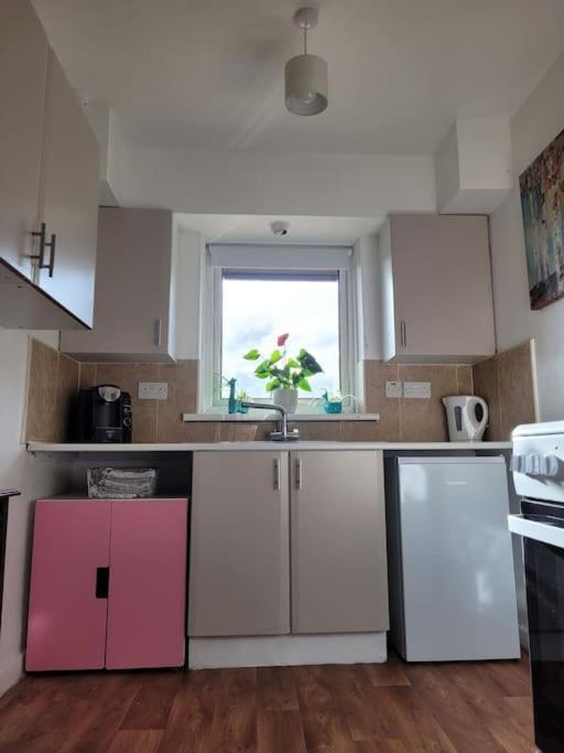 Riverside Bungalow - Direct River Access! Ystradgynlais Zewnętrze zdjęcie